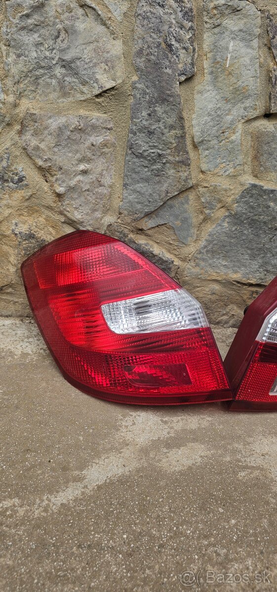 Zadné svetlá Škoda Fabia II Combi