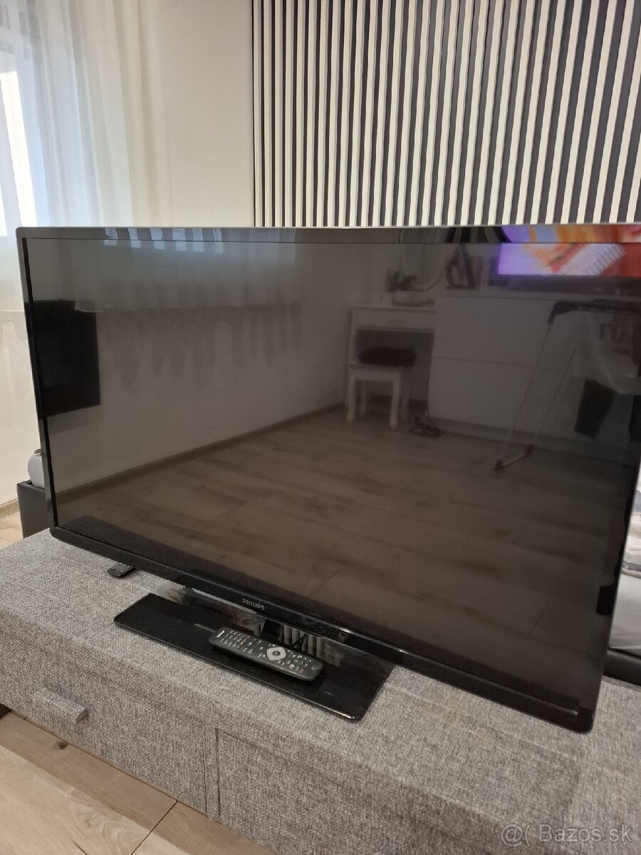TELEVÍZOR PHILIPS