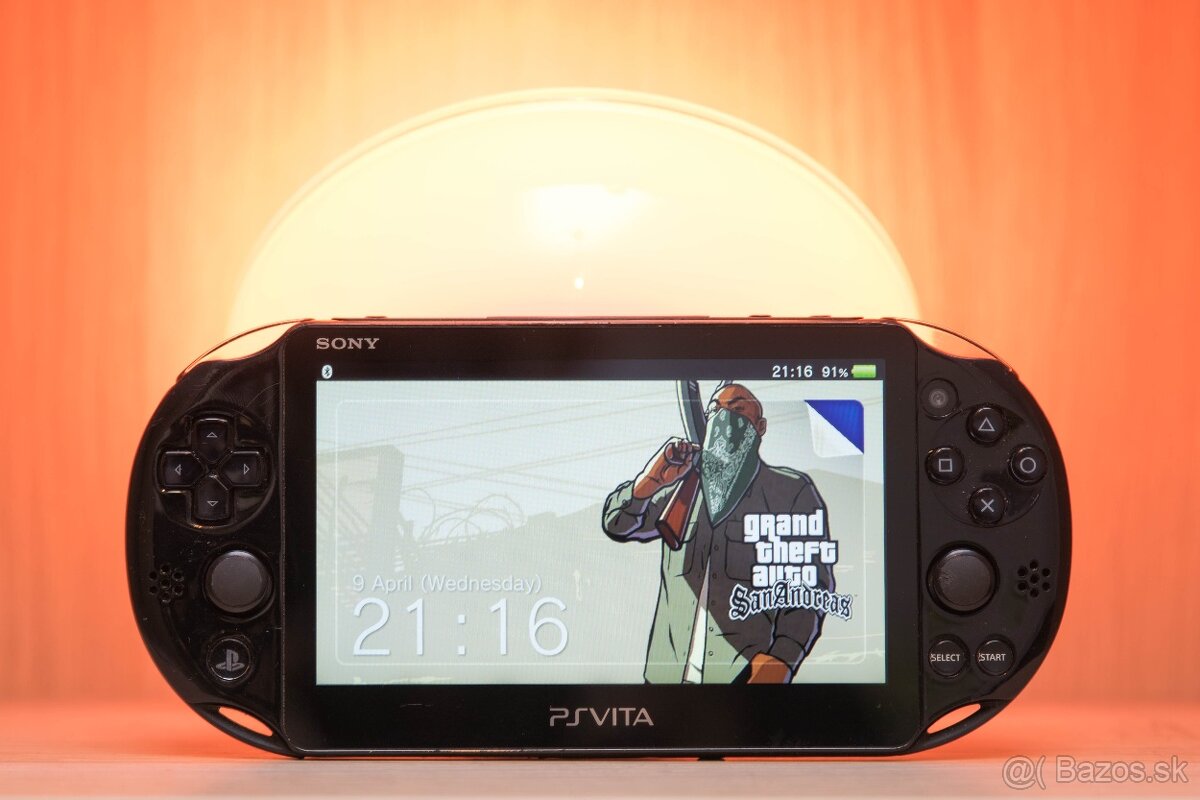 Sony PS Vita 2000 64 GB s GTA San Andreas, Max Payne...