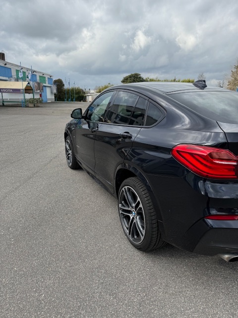BMW X4 XDrive20d A/T