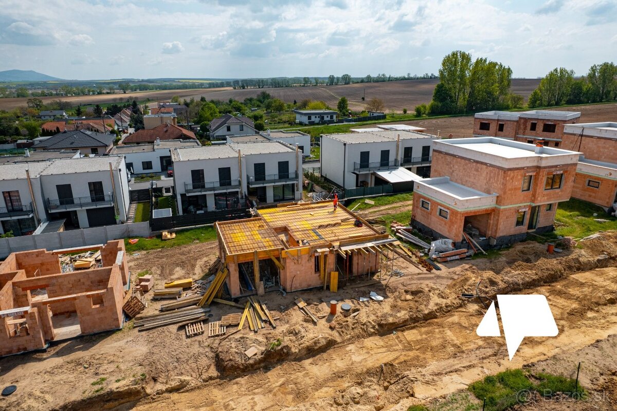 Predaj, 4 izbový rodinný dom – garáž, terasa, Rišňovce
