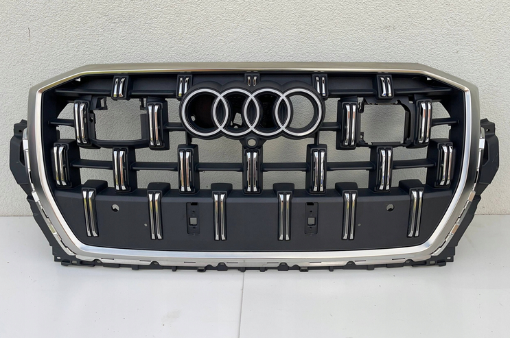 Audi Q7 4M lift 2023- predná maska