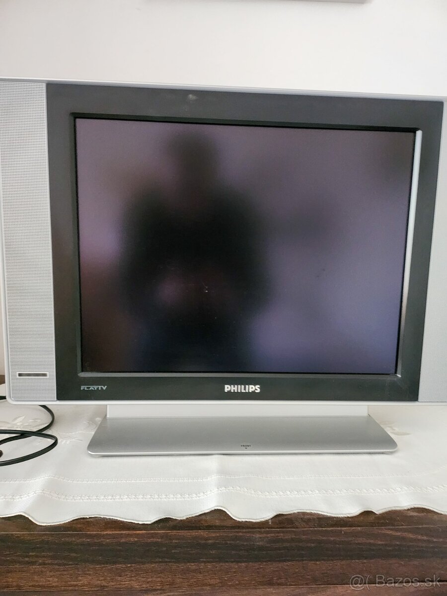 Predam TV + Cd prehravac