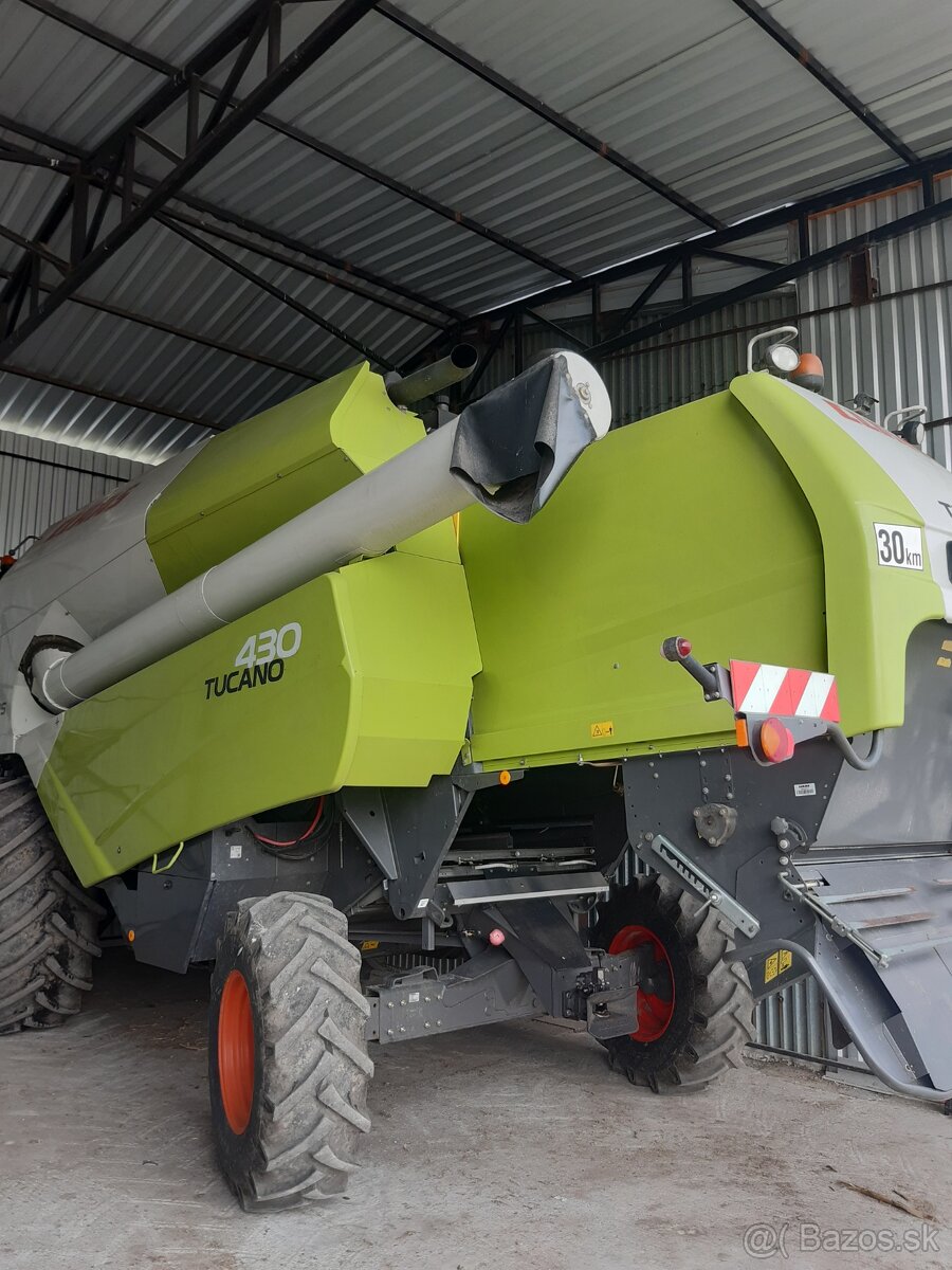 Claas Tucano 430