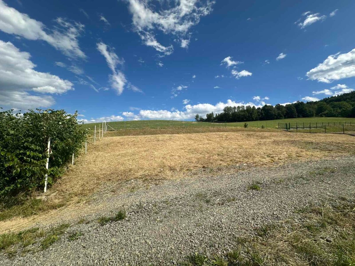 Pozemky vhodné na výstavbu chaty v časti Mihaľov