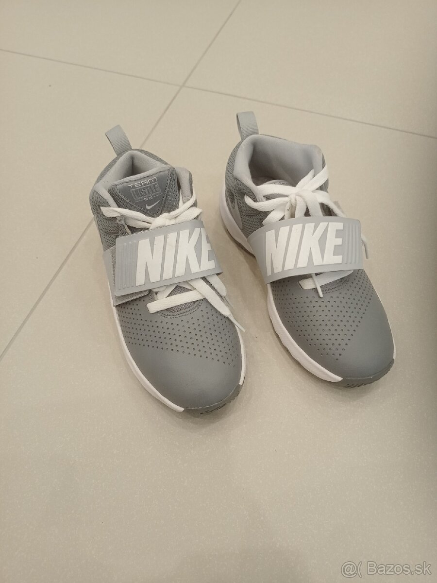 Detské botasky Nike 35,5