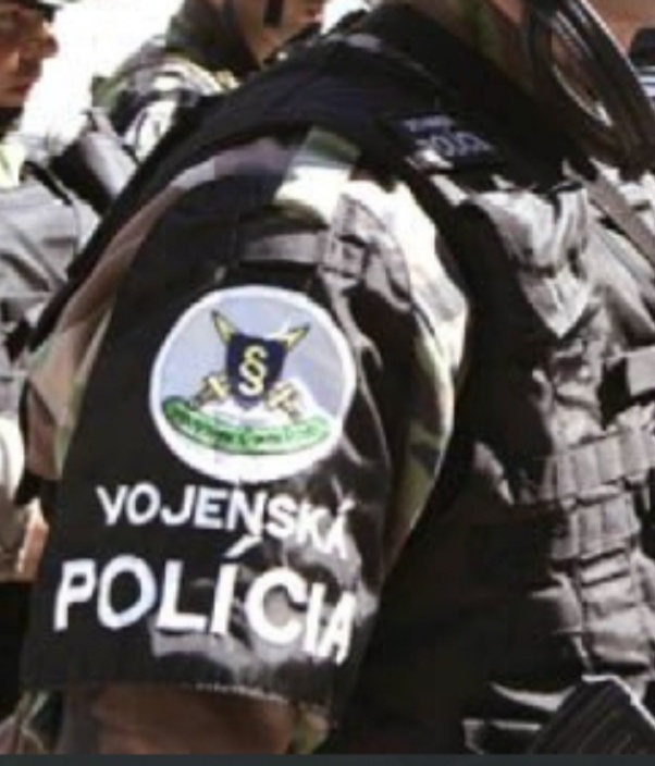 Rukávnik vojenská polícia