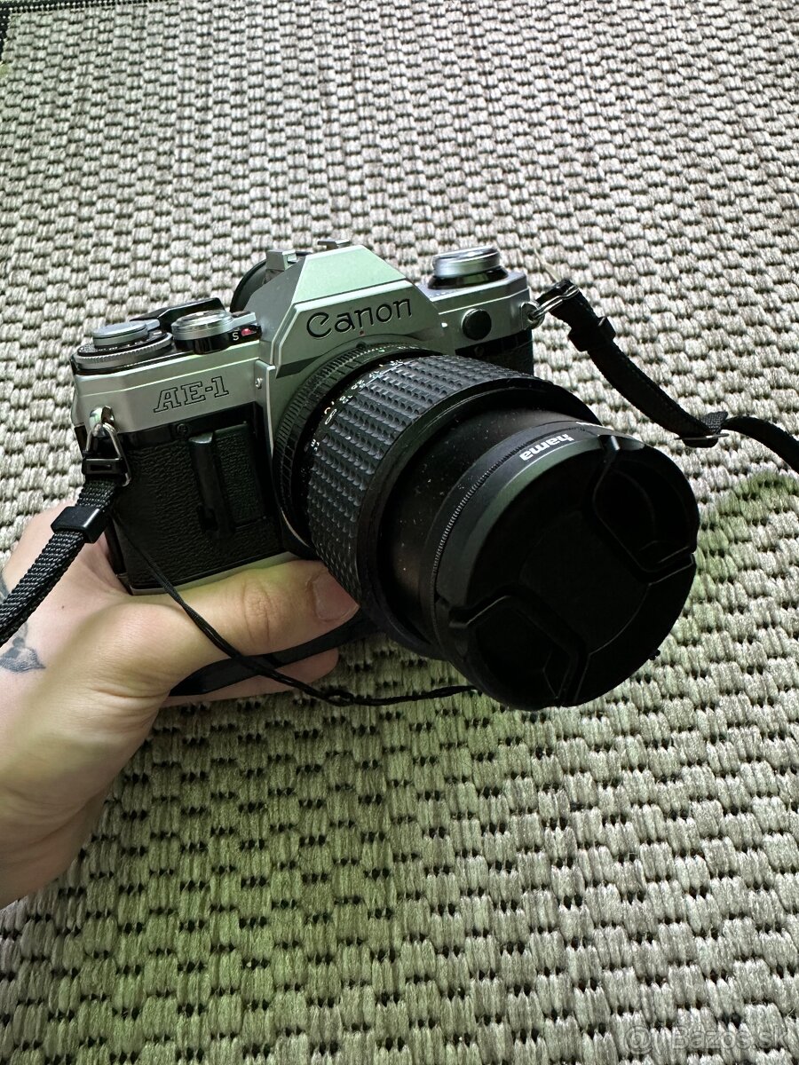 Slr Canon AE-1+objektív Tokina 35-70mm 1:3,5-4,8+Motorwinder