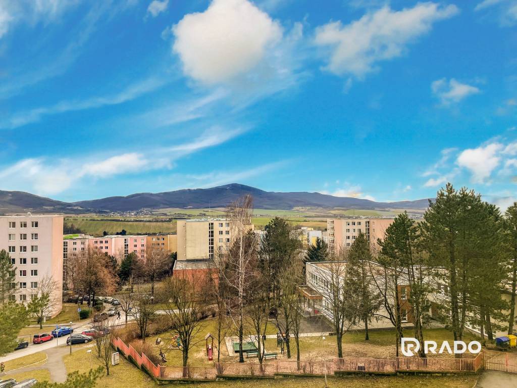 RADO | 2 izbový byt 46m2 + 6m2 balkón, Šafárikova - Trenčín