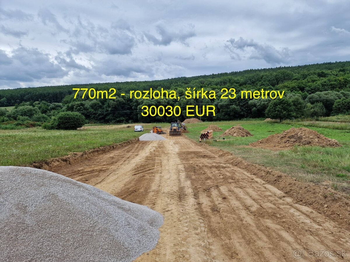 REZERVOVANÉ Slnečný stavebný pozemok Zlatníky 770m2