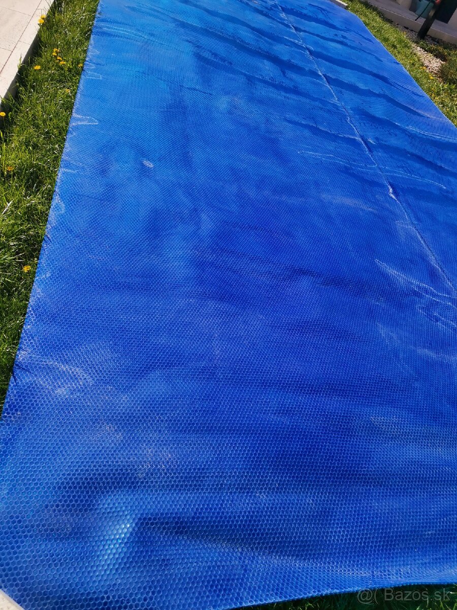 Solarna folia na bazen