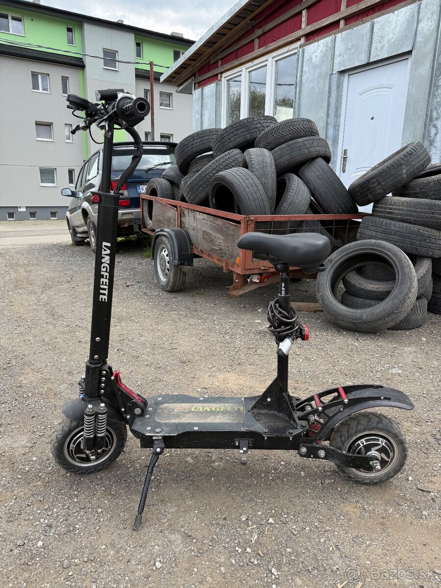 Elektrická kolobežka