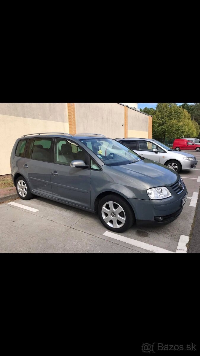 Volkswagen touran