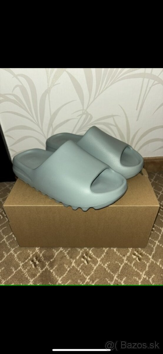 Yeezy slide
