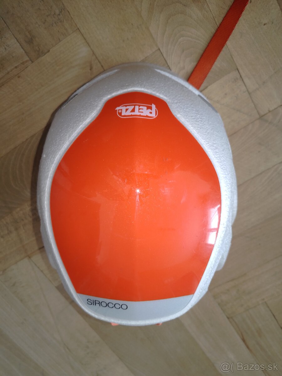 Prilba Petzl Sirocco