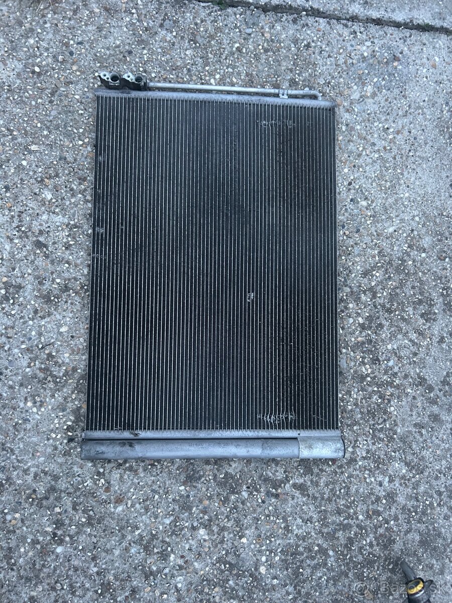 Chladič klímy BMW f10