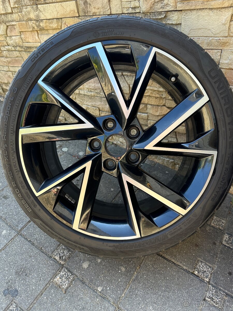 Disky original skoda Superb-Vega 5x112 r18 ako nove