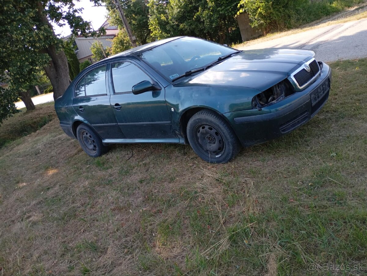 Rozpredám octavia 1