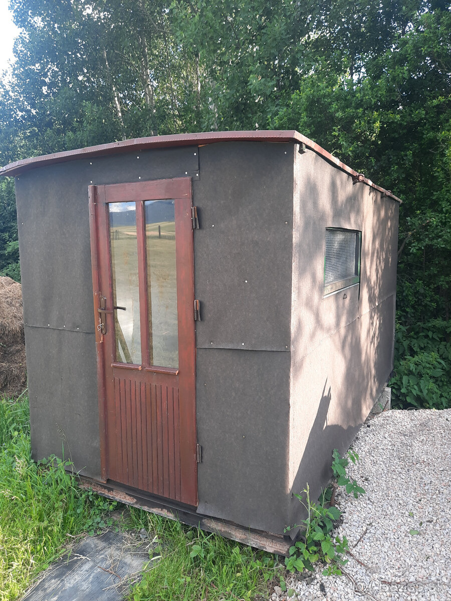MAringotka,stavebna či oddychova.