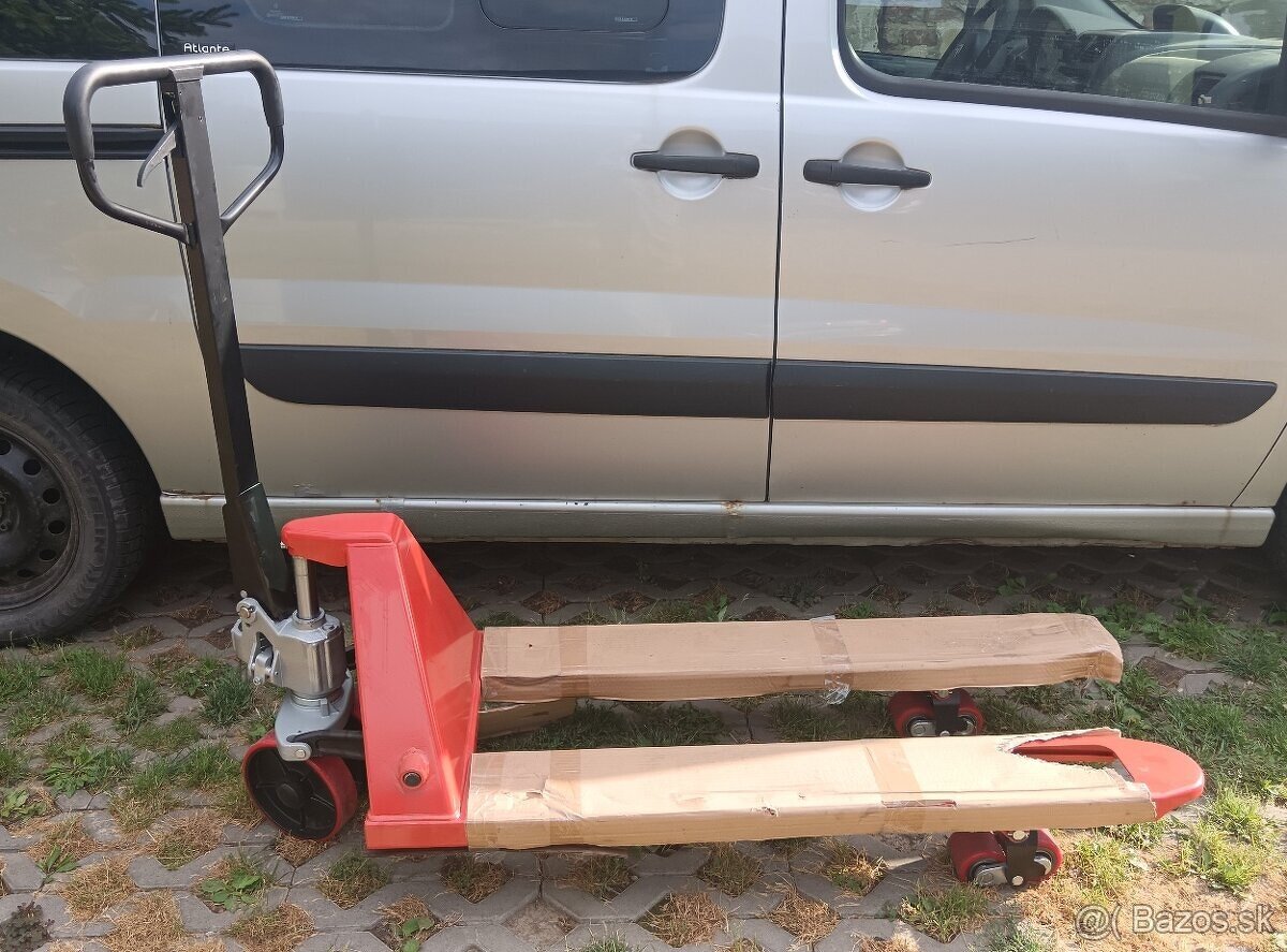 paletovy vozik 2500
