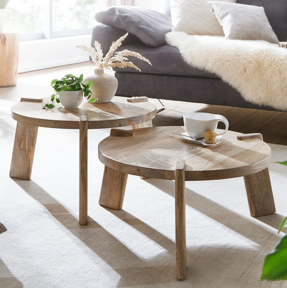 Konferenčný stolík  / set 2 drevených stolíkov