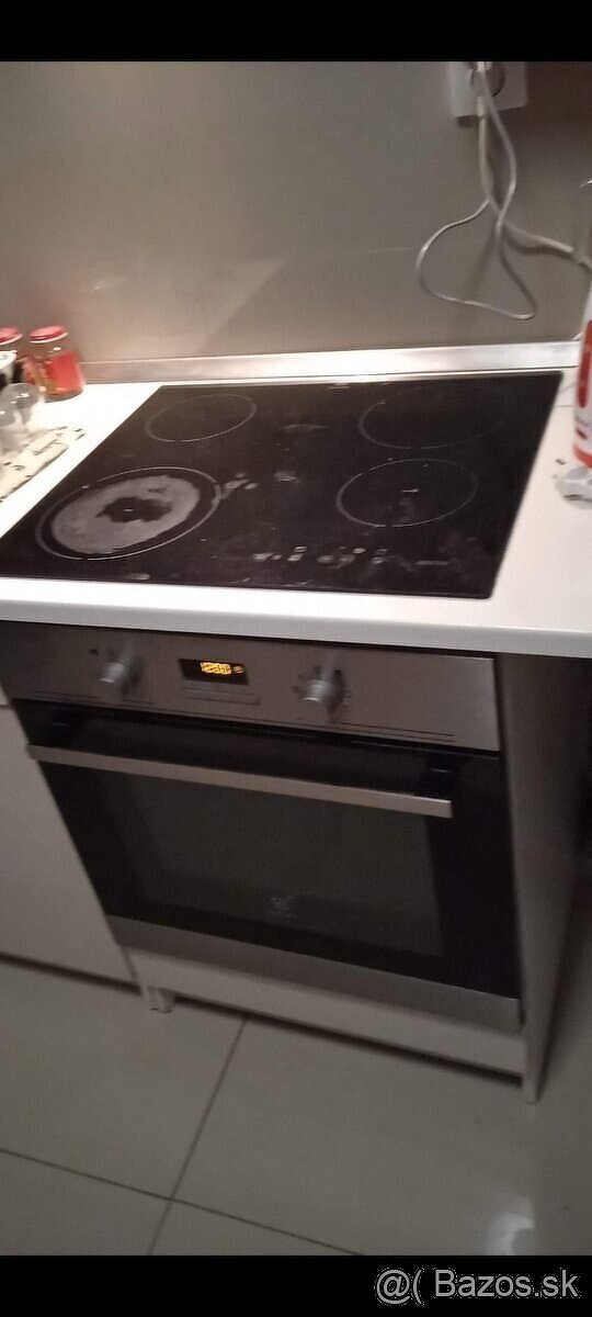 Sklokeramicka varná doska Electrolux