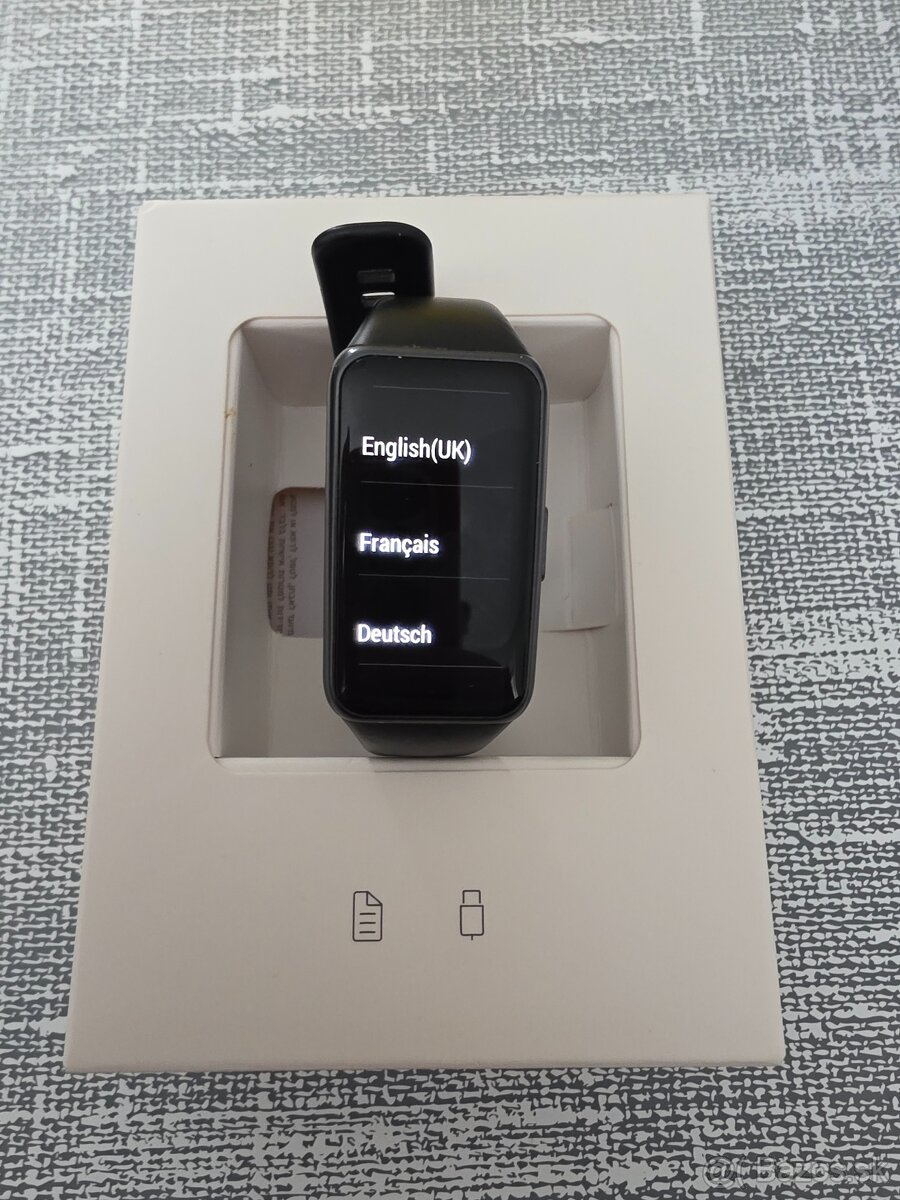 Smart náramok (hodinky)Huwei band 6
