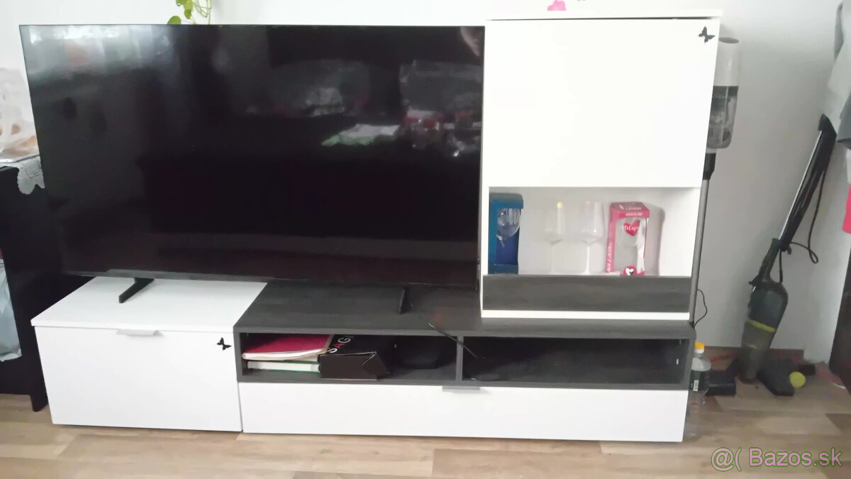 Zostava do spálne, obývačky.