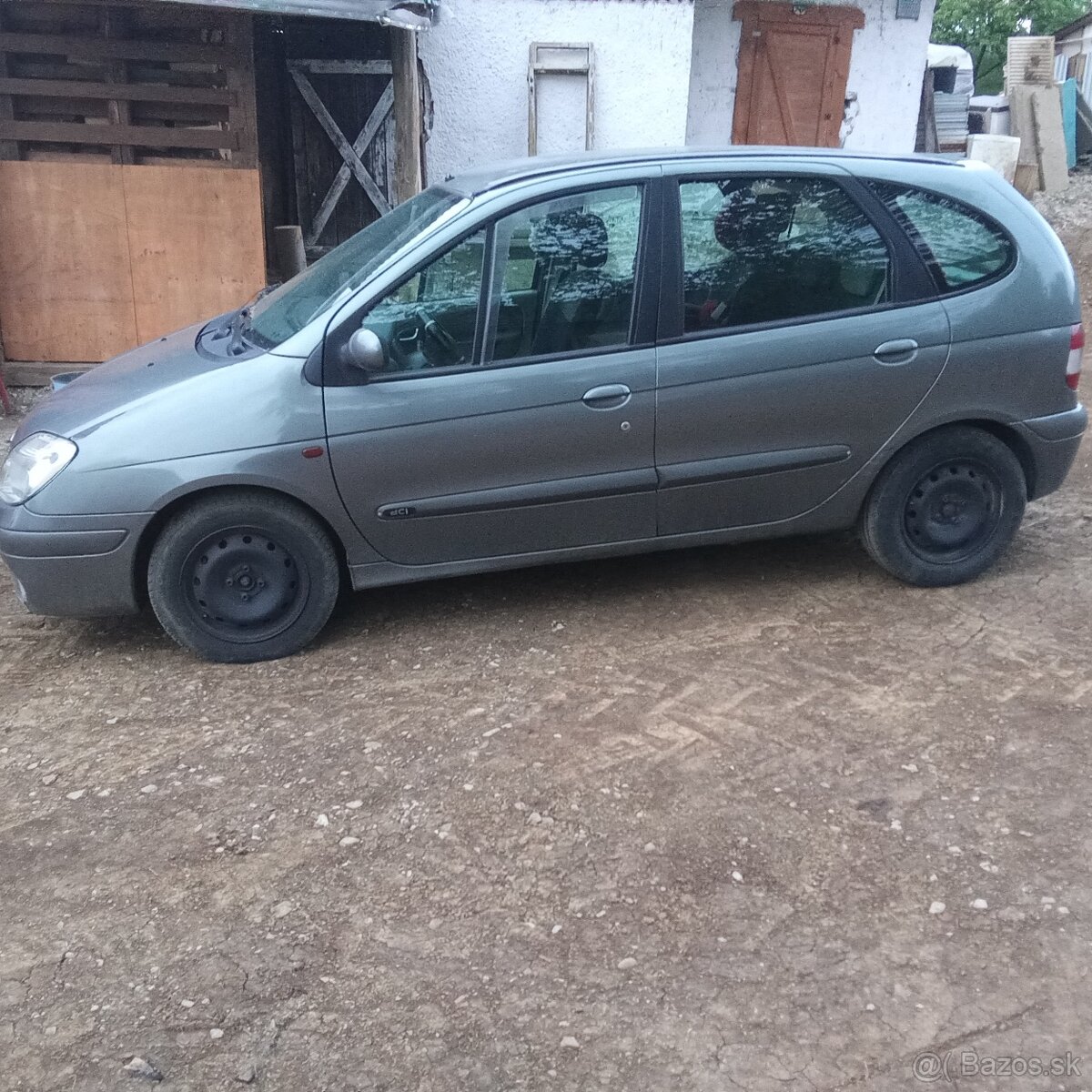 Renault Scénic 1.9 diesel 75kw