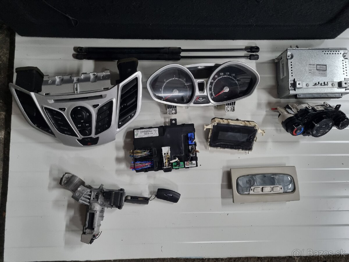 Ford Fiesta MK7 2012 Náhradné diely