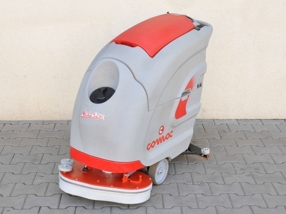 Umývací stroj COMAC ABILA 52 BT