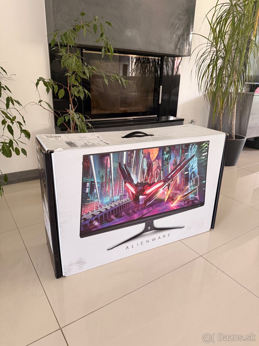 Alienware 2723DF NOVY ZABALENY/ZARUKA