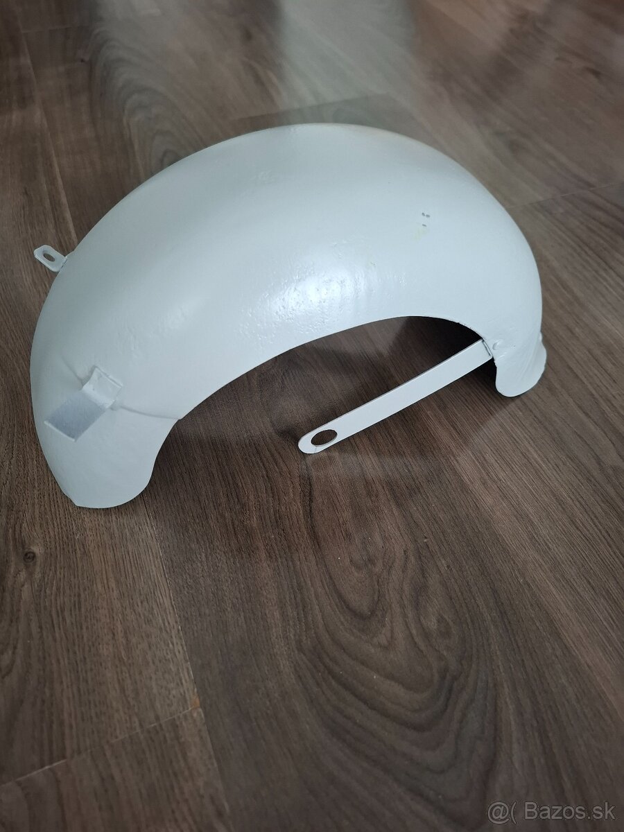 Blatník pav 40, 41