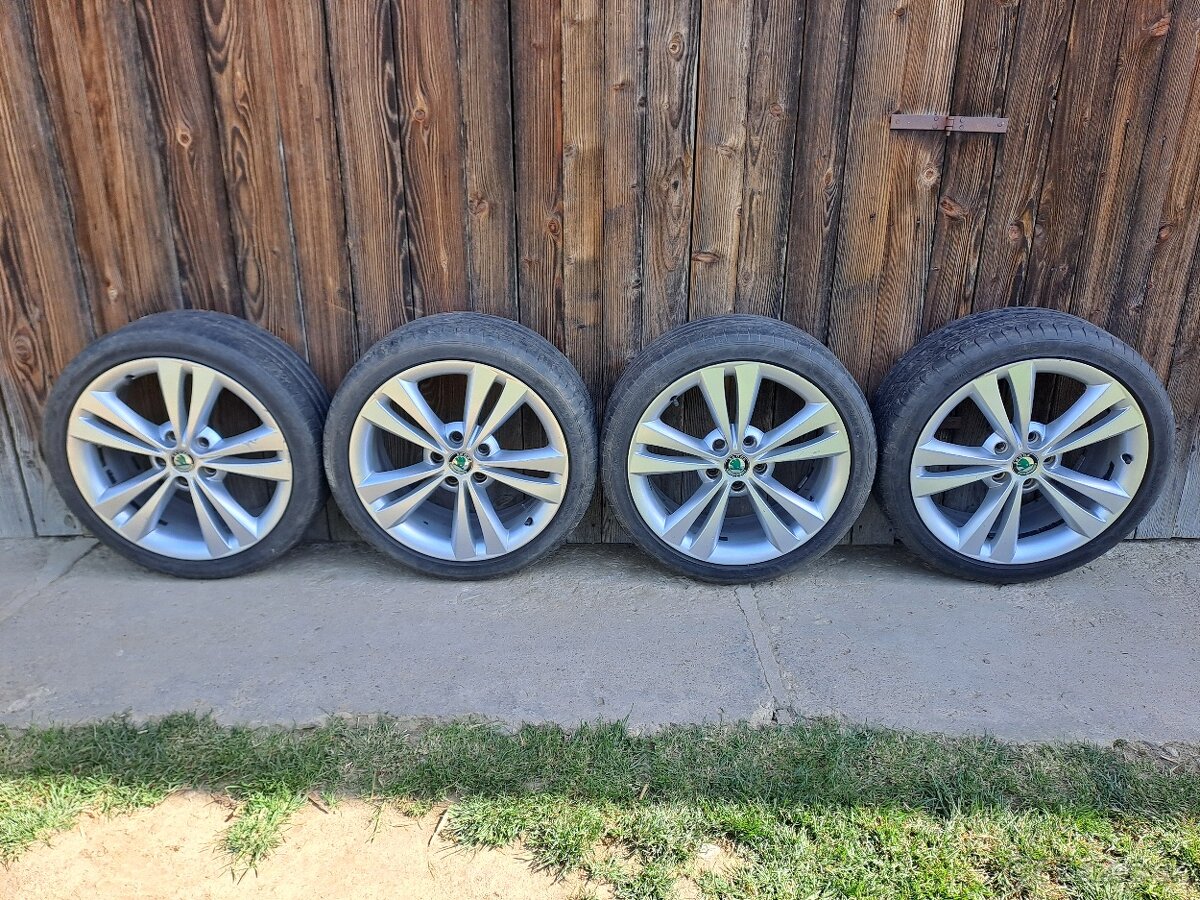 Letná sada Škoda Neptune 225/40 R18