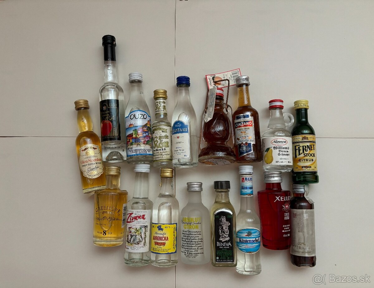 Mini alkoholové fľaštičky