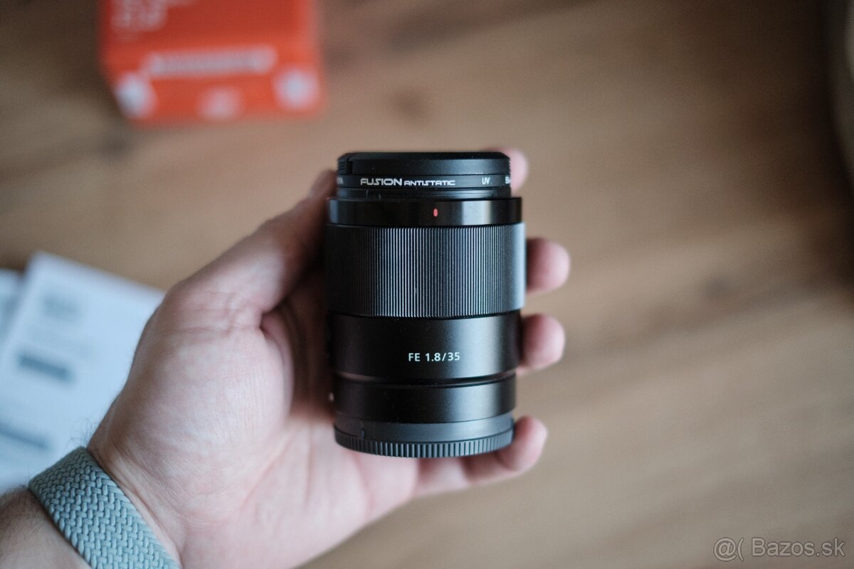 Sony FE 35mm f/1.8