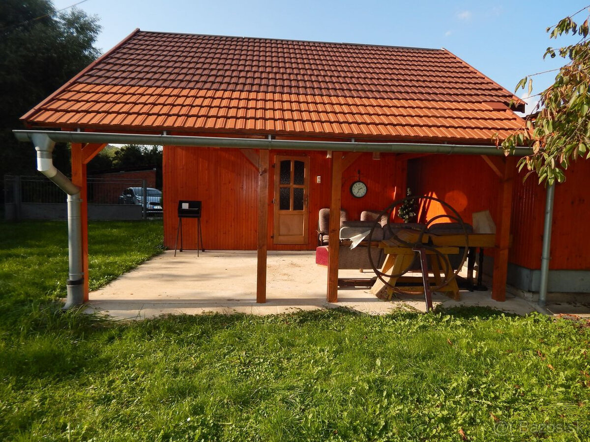 SPEKTRUM REALITY- TUŽINA-Na Predaj chata s terasou a garáž