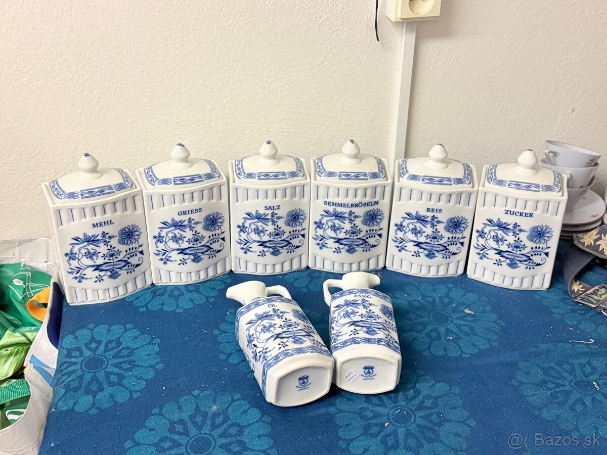 Stare porcelanove korenicky Ceskoslovenske Epiag cibulak