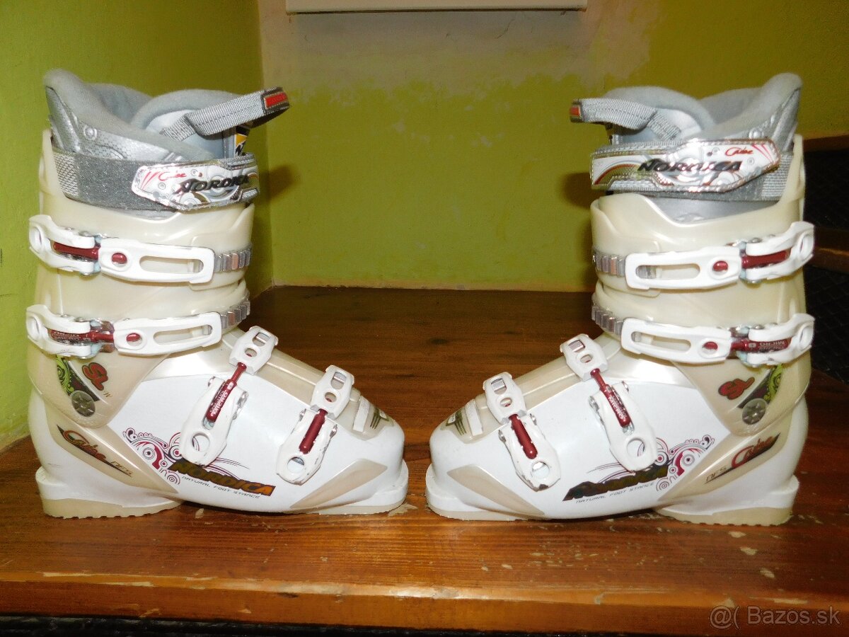 Nordica č-42 Woman