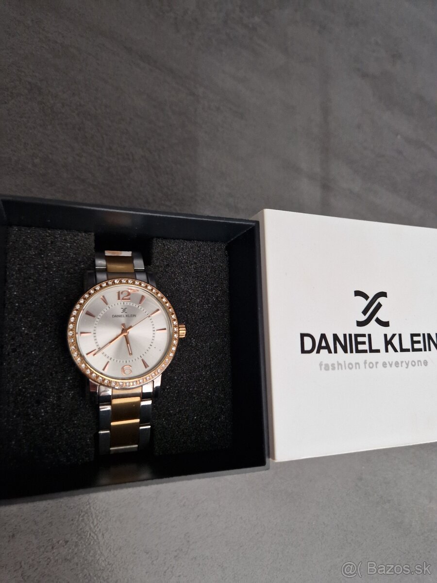 DÁMSKE HODINKY - darujem k nákupu