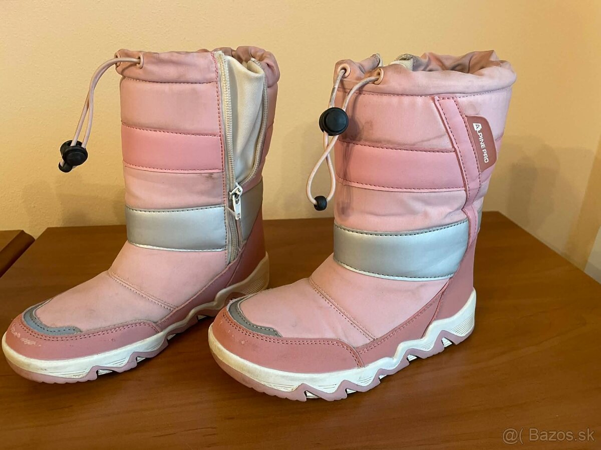 Snehule Alpine Pro v. 32