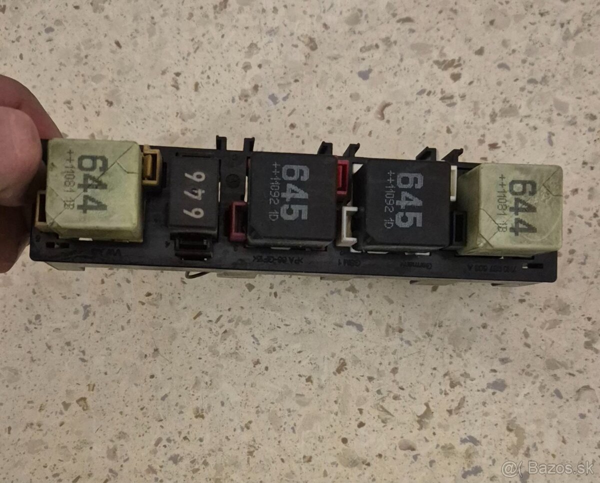 Predám relé na Škoda Octavia 2