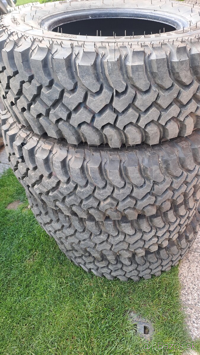 Predam terenne pneu 235/75 R 15