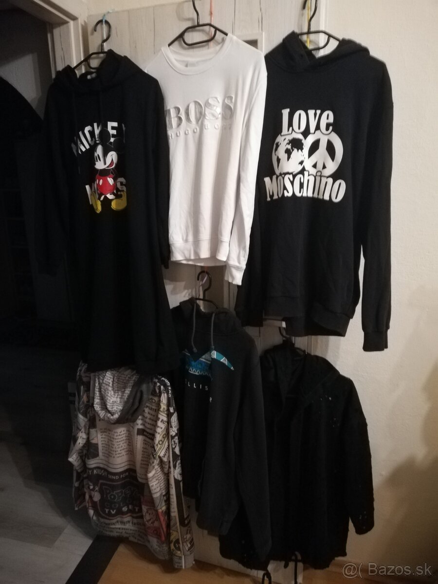 Mikina Moschino