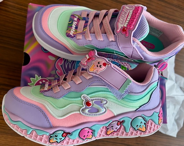 Skechers tenisky SUNDAE nove 33-20,5cm