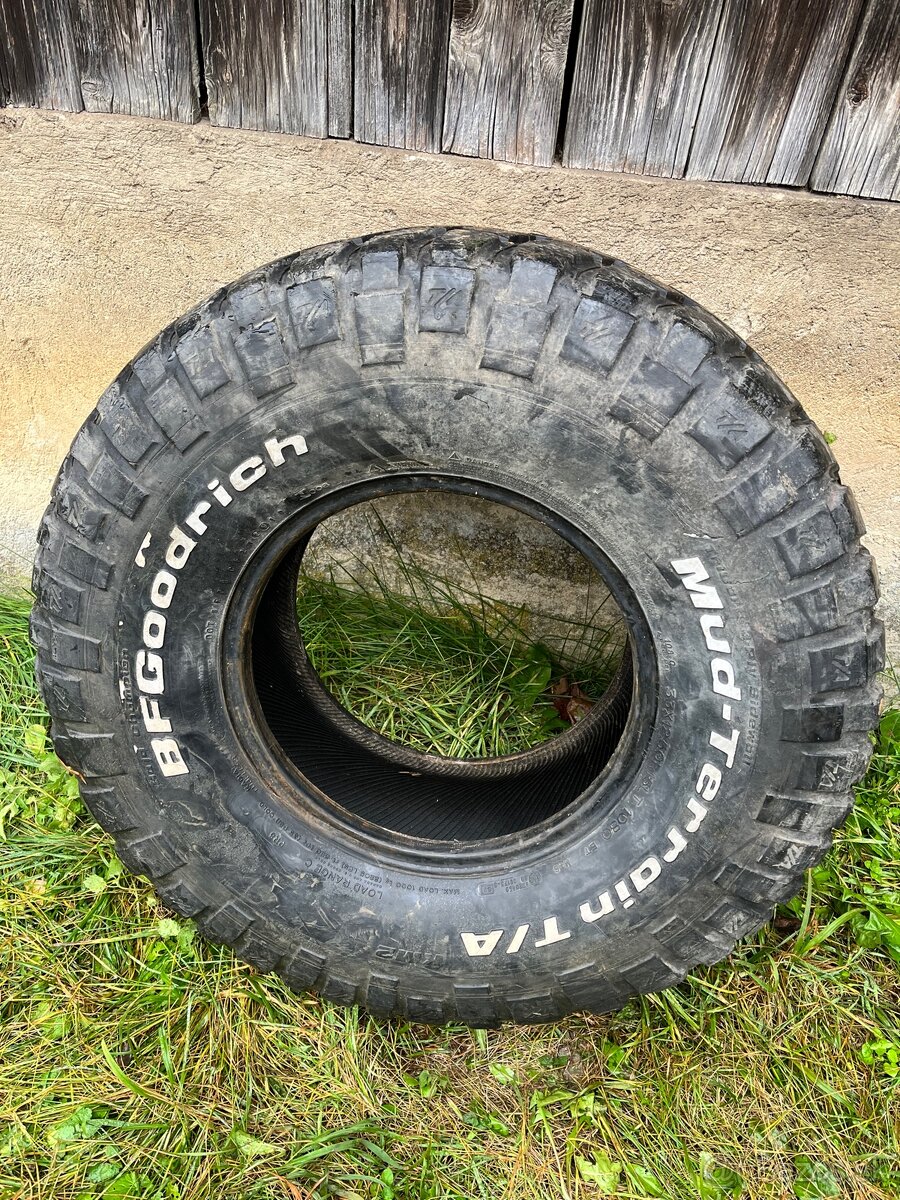 Bfgoodrich Mud terraine 33x12,5 r15