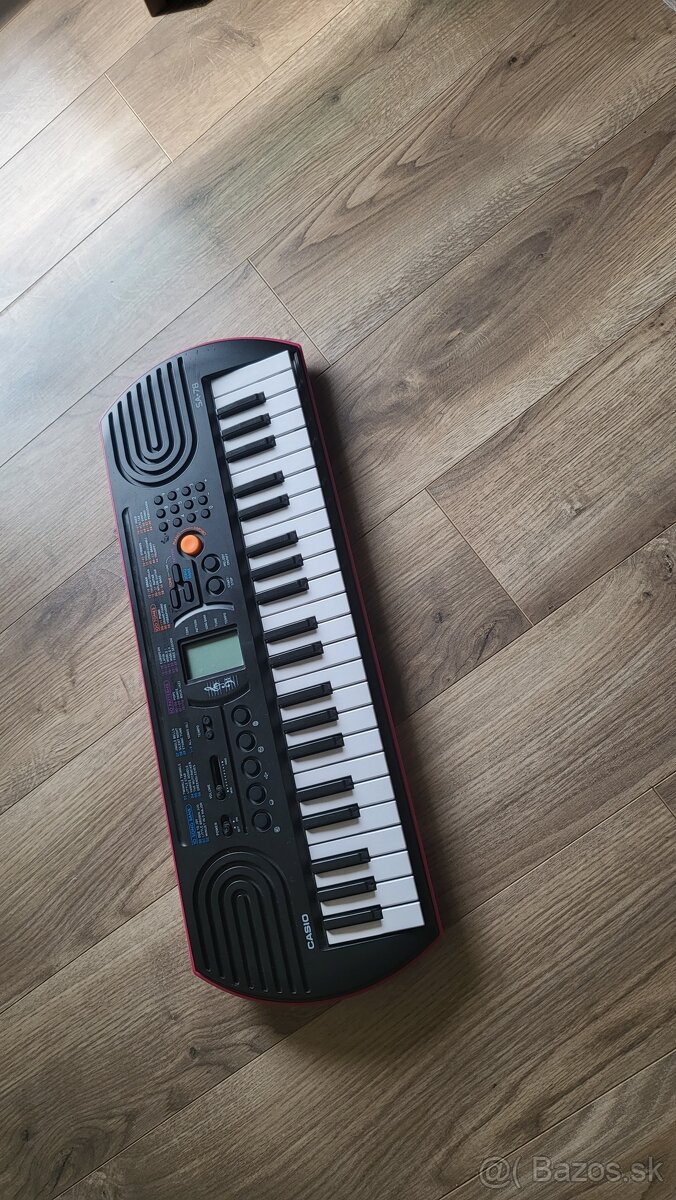 elektronicky keyboard CASIO
