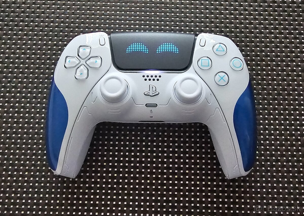 Sony DualSense Astro Bot V2