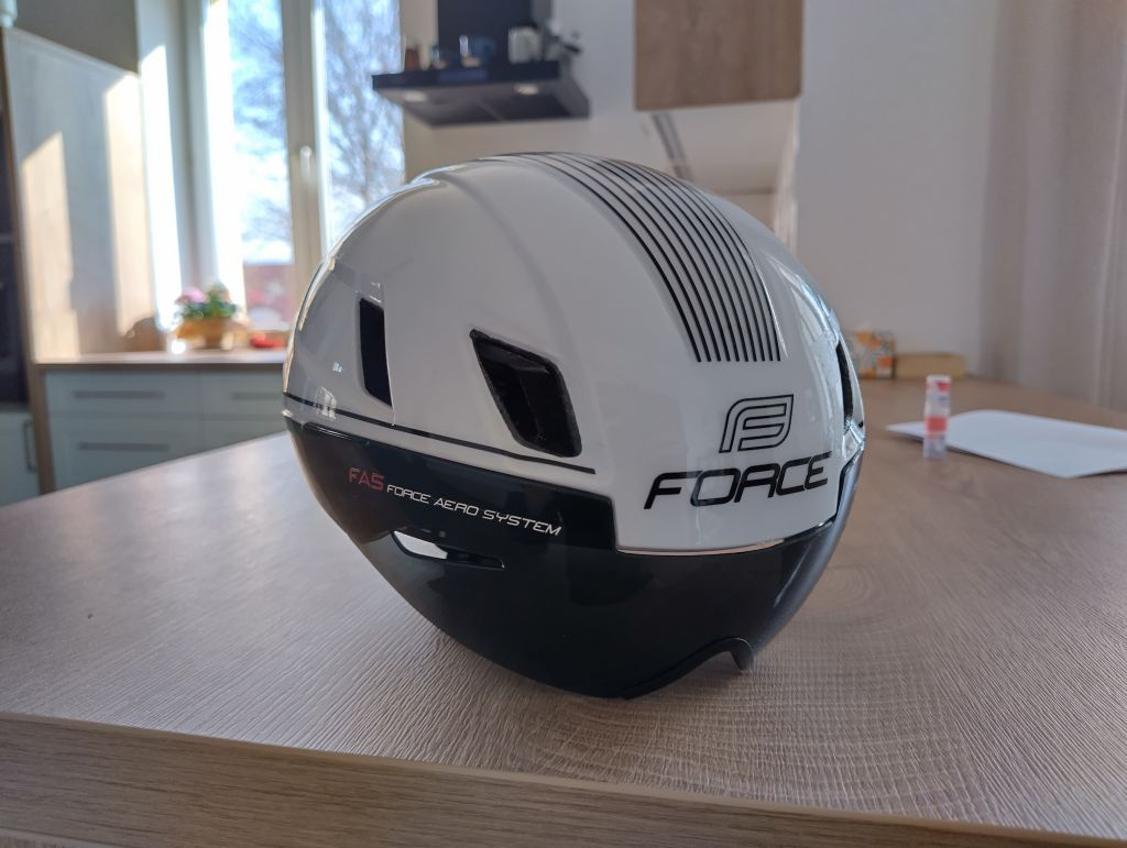 Cyklisticka prilba zn. Force Worm