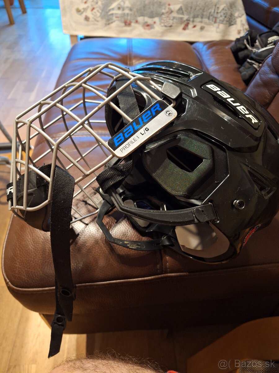 Ptedam rukavice a helmu zn Bauer